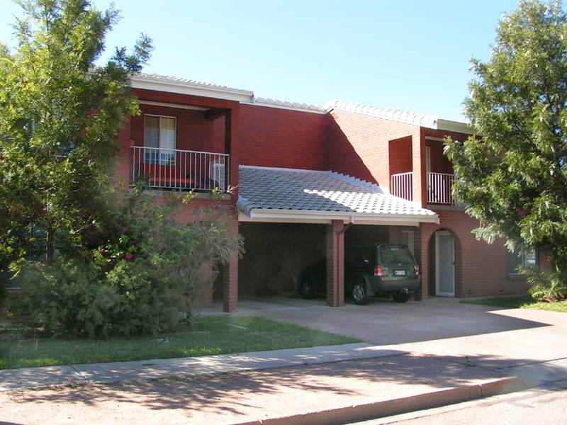 2 Bedroom Partly Furnished Ground Level Unit Picture 1