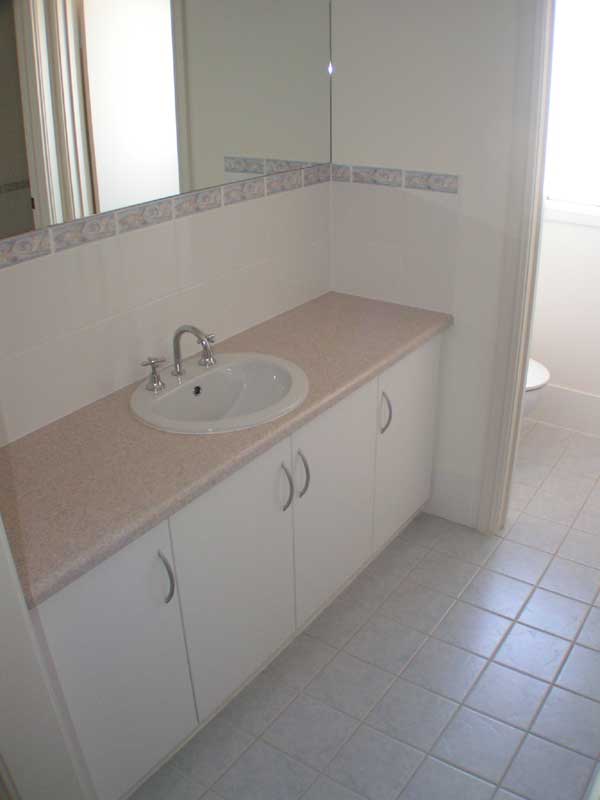 Silverbirch Rivergum Transportable Executive Property. Picture 3