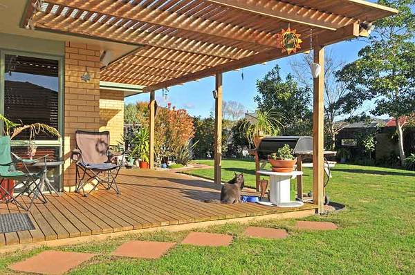 PARKING A PROBLEM? Picture 1