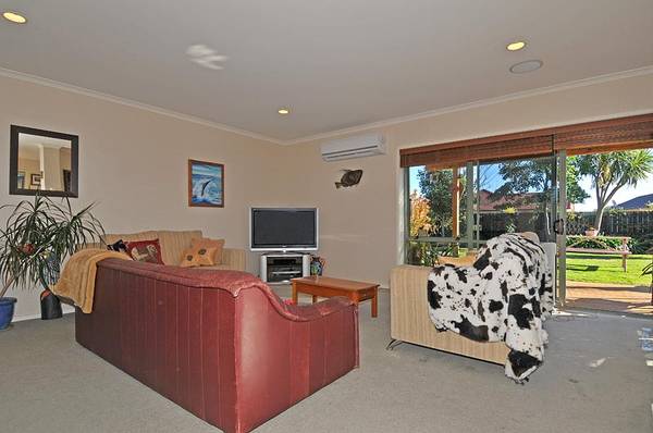 PARKING A PROBLEM? Picture 3