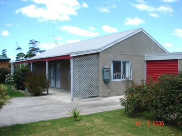 CITY LIGHTS AT NIGHT Picture 1