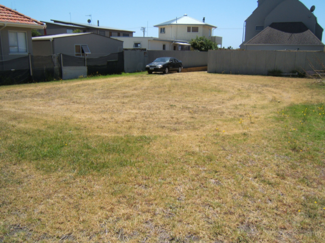 BUILD BY THE BEACH Picture 2