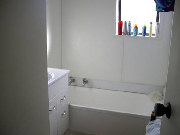 PRICE BUSTER! Picture 2