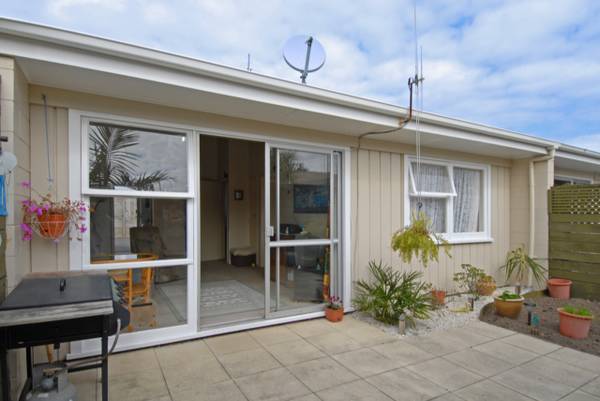 PRICED TO SELL Picture 3