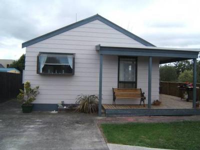 LOOK AT THIS FREEHOLD 569M2 Picture LOOK AT THIS FREEHOLD 569M2 Picture