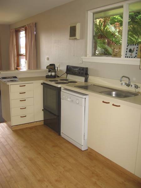 Lovely Three Bedroom House Picture