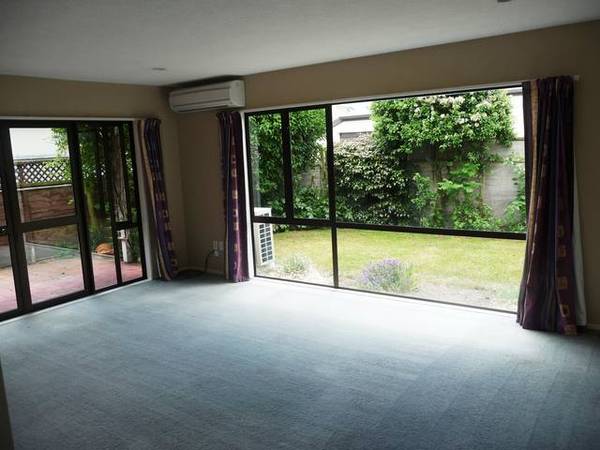Three Bedroom Home - One Week Rent Free! Picture 2