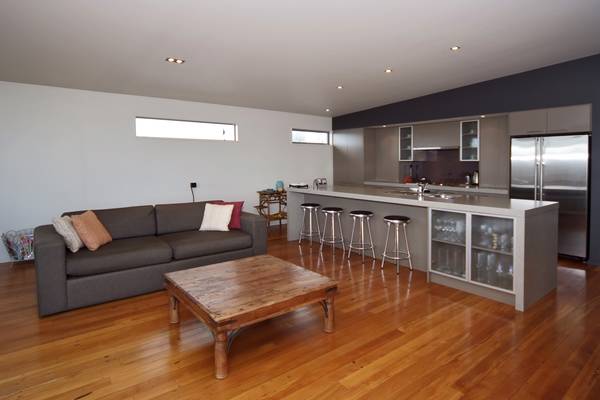 Stunning four bedroom house with fantastic views!!! Picture