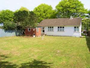 Spacious Three Bedroom House - Burnside High Zone Picture 3