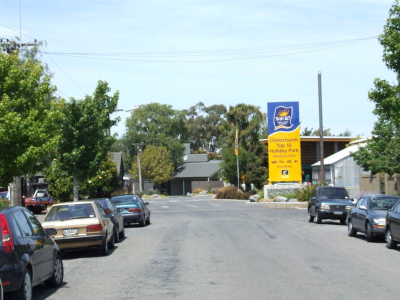 PAPAROA SCHOOL ZONE SECTION-$215,000 Picture 3