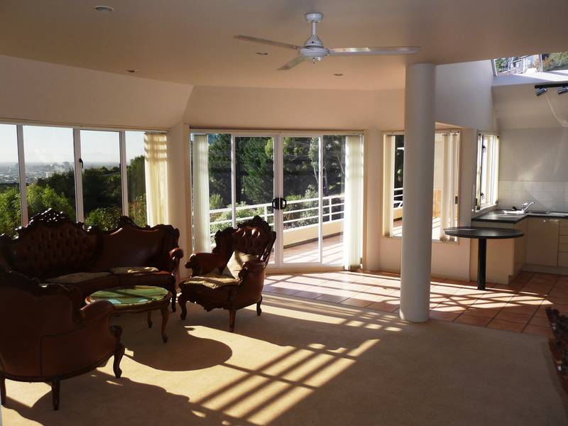 Four Bedroom Executive House with Stunning Views Picture 3