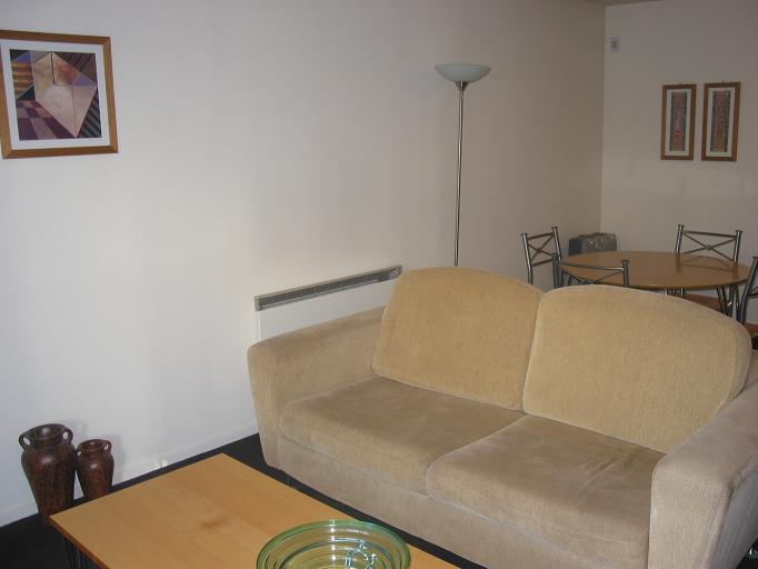 Fully Furnished Two Bedroom Apartment. Picture 3