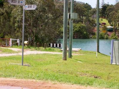 Beautiful water views you can't loose and water access too Picture