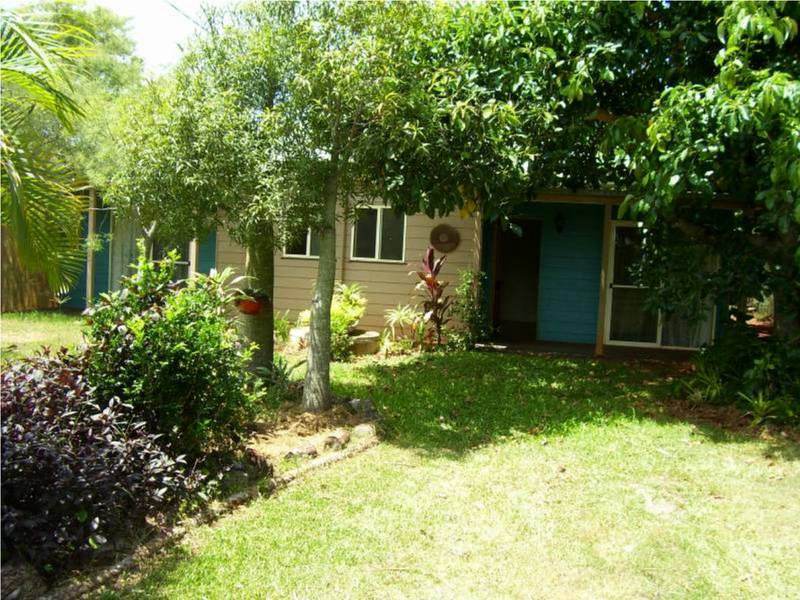 3 Bedrooms, 3 Bathrooms Picture 1