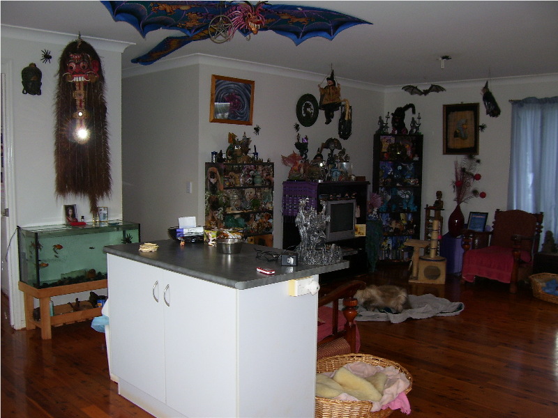 HIGH SET - SPACIOUS Picture 2