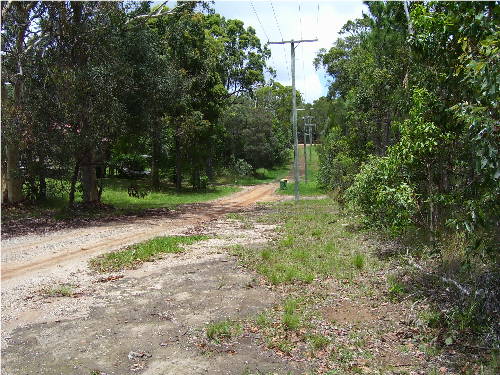WALKING DISTANCE TO JETTY Picture