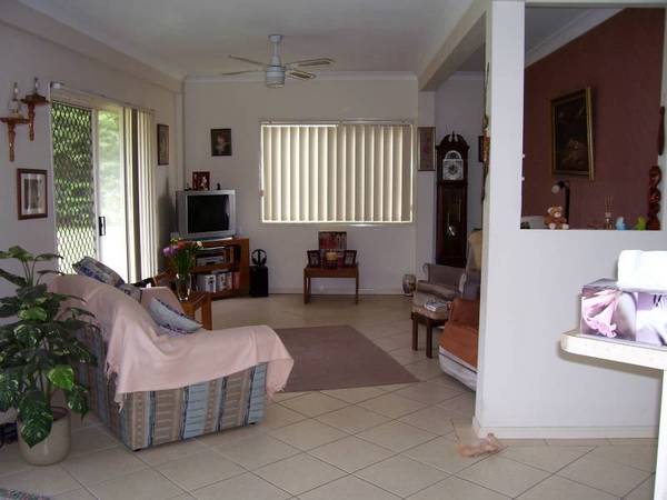 BARN STYLE HOME WITH ROOM TO MOVE Picture