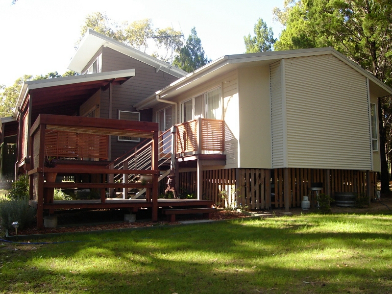 WARNING: THIS IS CHEAP.....$285,000.....Phone 3409 5013 Picture 1