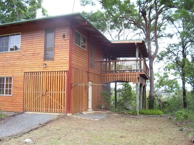 LARGE FAMILY HOME OR HOLIDAY RESIDENCE Picture LARGE FAMILY HOME OR HOLIDAY RESIDENCE Picture