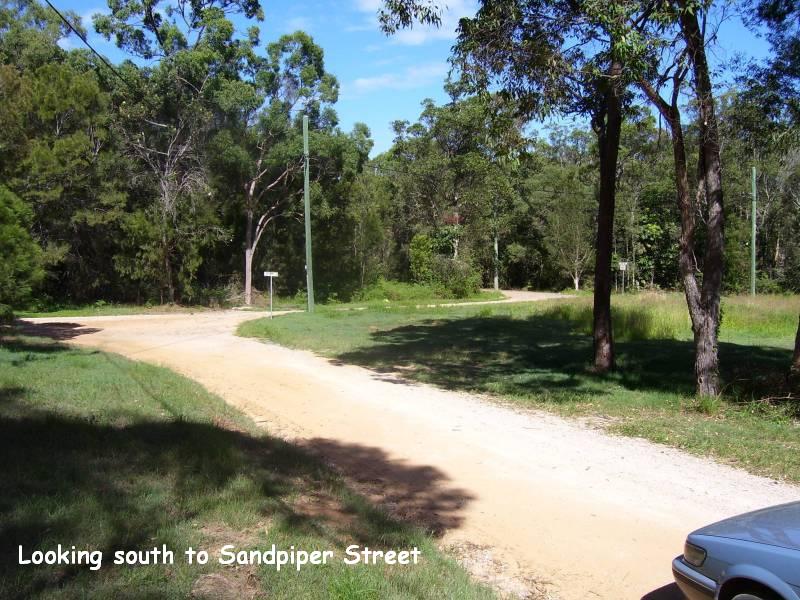 SANDY SOIL - QUIET STREET Picture 3