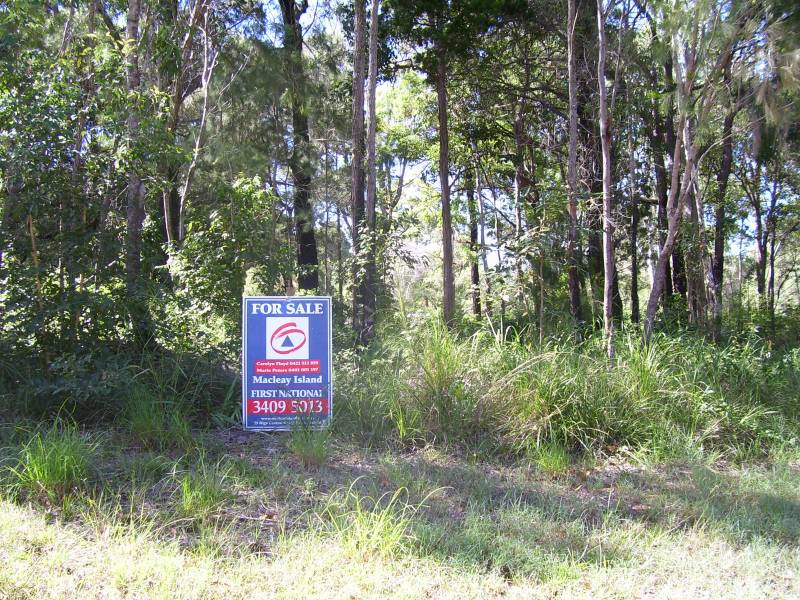 SANDY SOIL - QUIET STREET Picture 1
