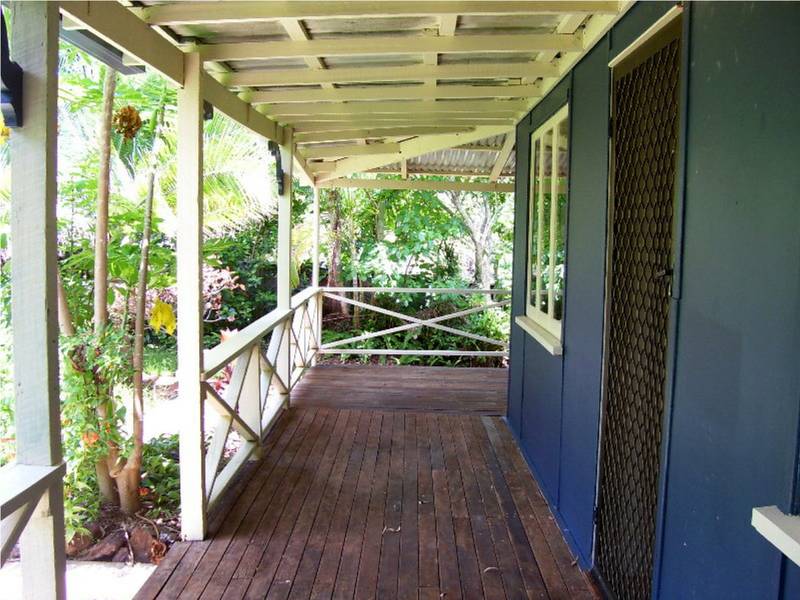 OOH SOO CLOSE Picture 3