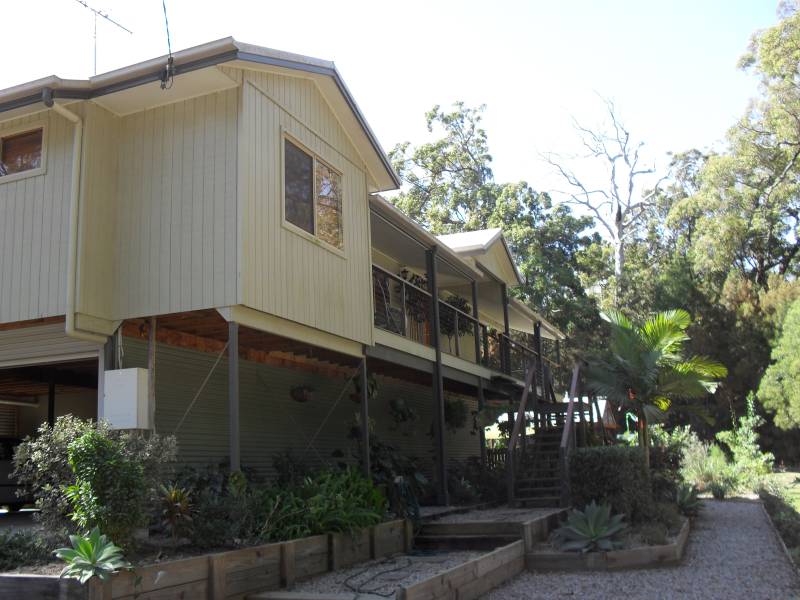 HERE IT IS - LOOK NO FURTHER Picture 1