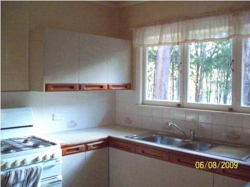 QUIET BUSHLAND SETTING Picture 3