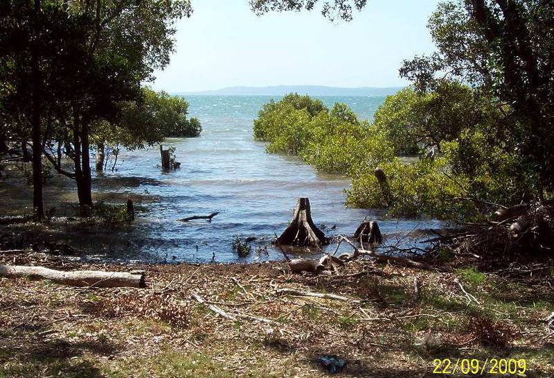 ABSOLUTE WATERFRONT Picture 1