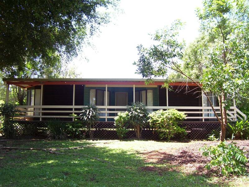 LAMB ISLAND LIVING Picture 1