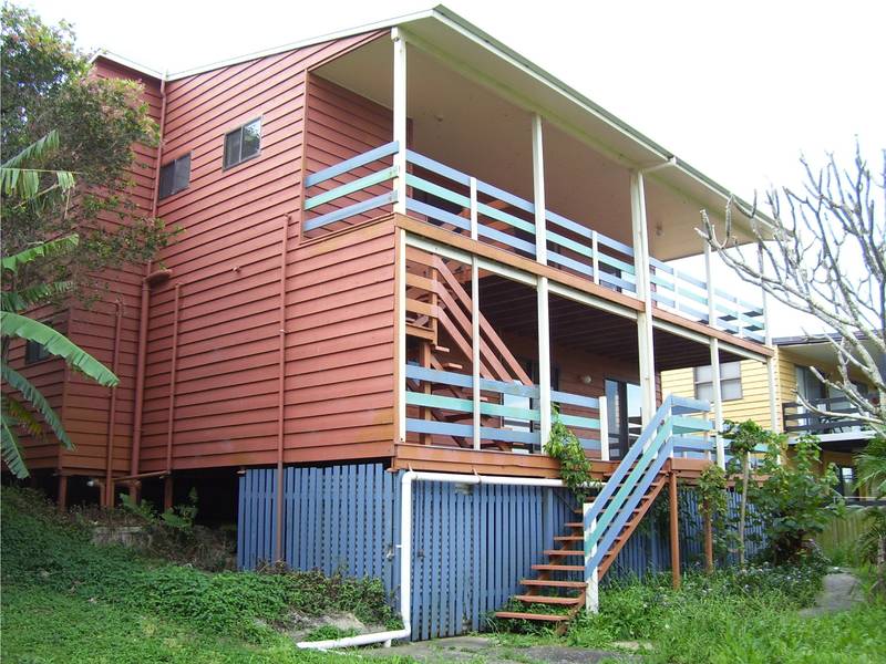 FAIR DINKUM WATERFRONT...EXCLUSIVE Picture 3