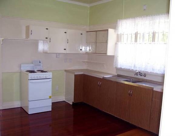 GREAT FAMILY HOME Picture 2