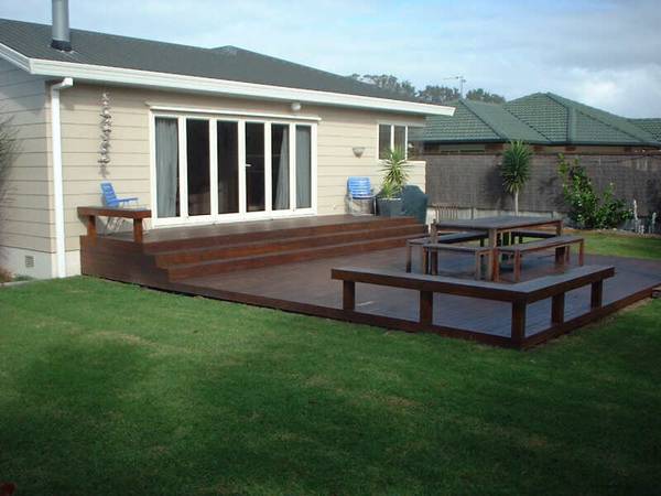 Beach Access at end of Street Picture 1