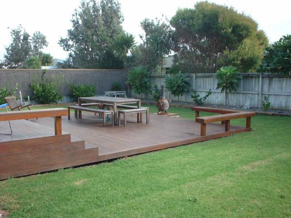 Beach Access at end of Street Picture 2