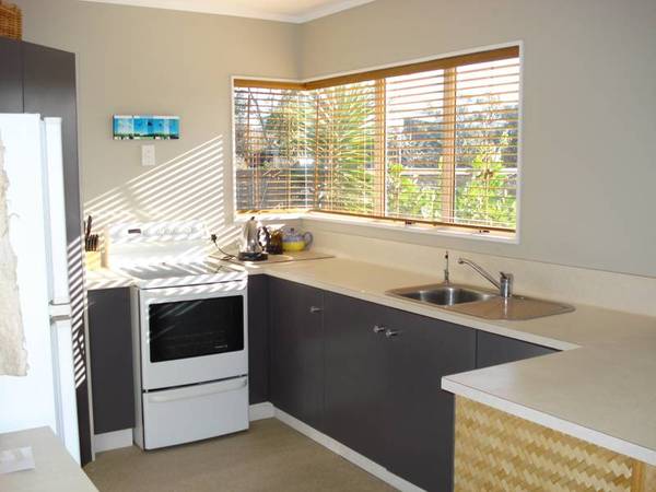 Beach Access at end of Street Picture 3