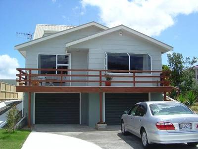 Centrally Located Picture Centrally Located Picture