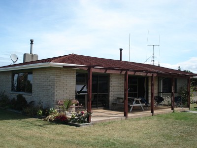 Close to Boating Club, Beach and Harbour Picture