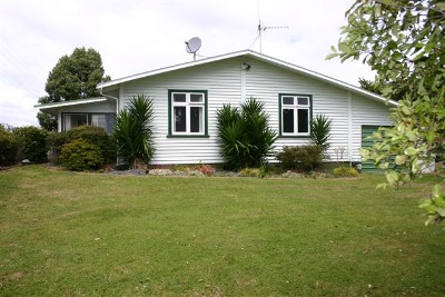 The Farm House Cottage Picture