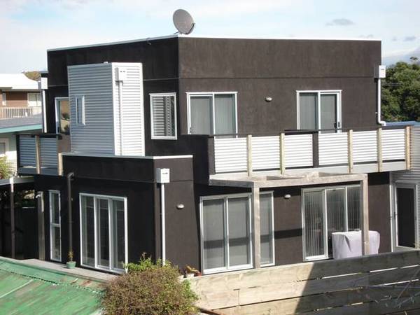 Close to Beach Picture 2