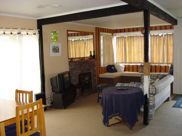 Central Position Picture 3