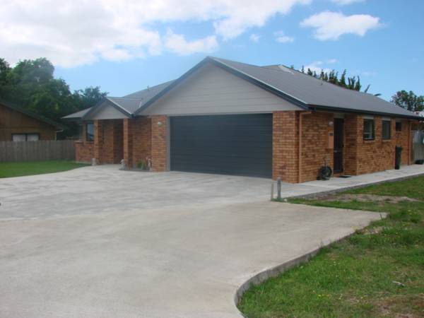 ROW Section 539m2 Picture 3