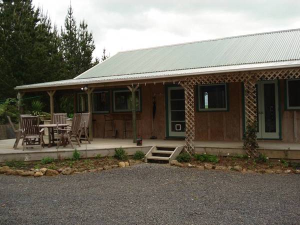 IDEAL WEEKEND GETAWAY Picture 1