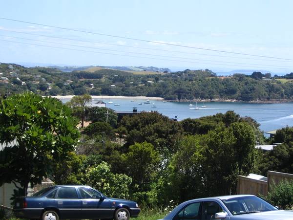 TWIN SEA VIEWS Picture 2