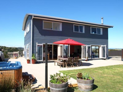 360º WAIHEKE VIEWS Picture