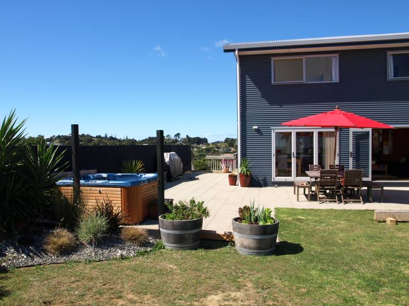 360º WAIHEKE VIEWS Picture 2