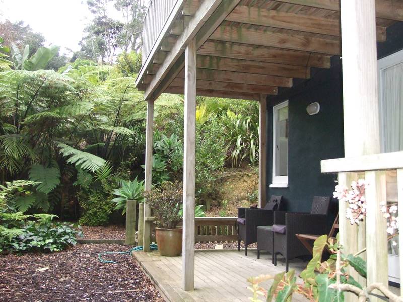 WHAT A POSITION IN LITTLE ONEROA Picture 3