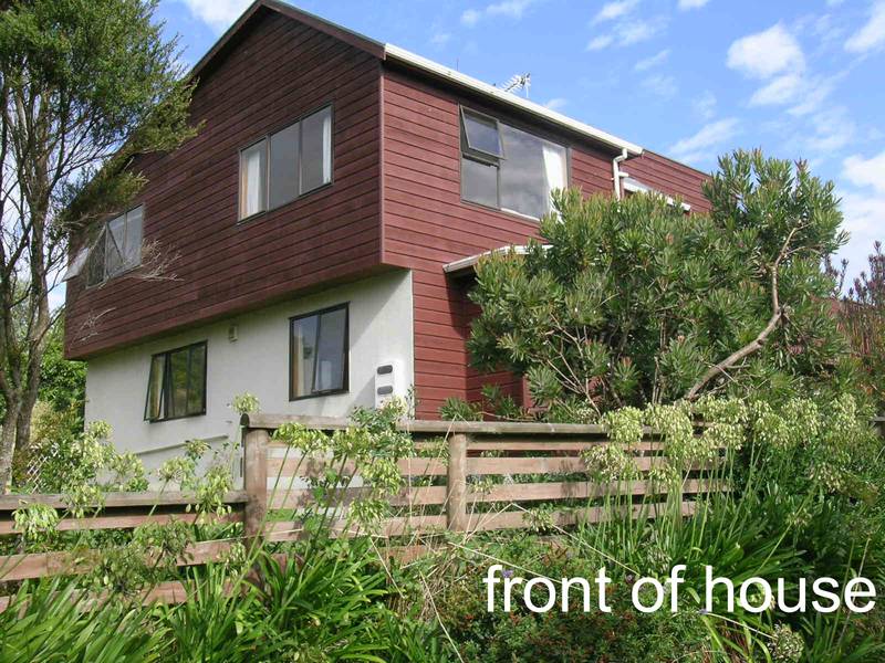 BIG HOUSES ARE HARD TO FIND Picture 1