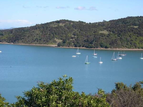 UNINTERRUPTED SEA VIEWS Picture 3