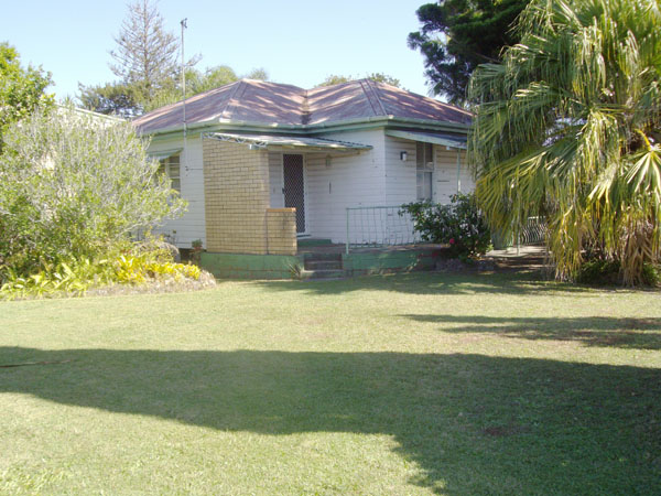 WOW!! PRICE SLASHED BY $100,000! Picture