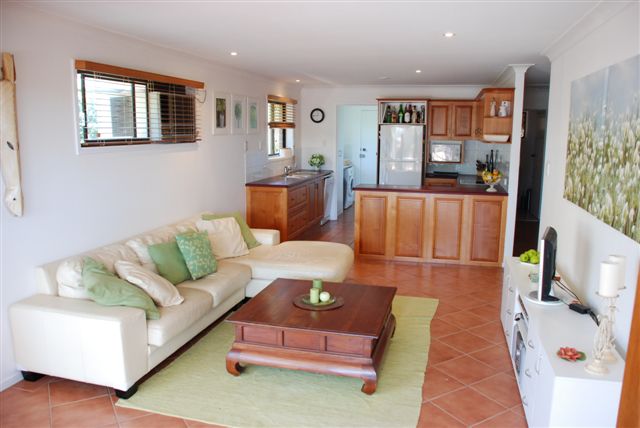 BEAUTY, WARMTH, VALUE Picture 1